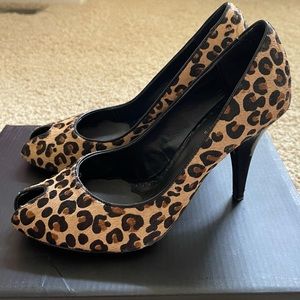 Leopard print peep-toe heels